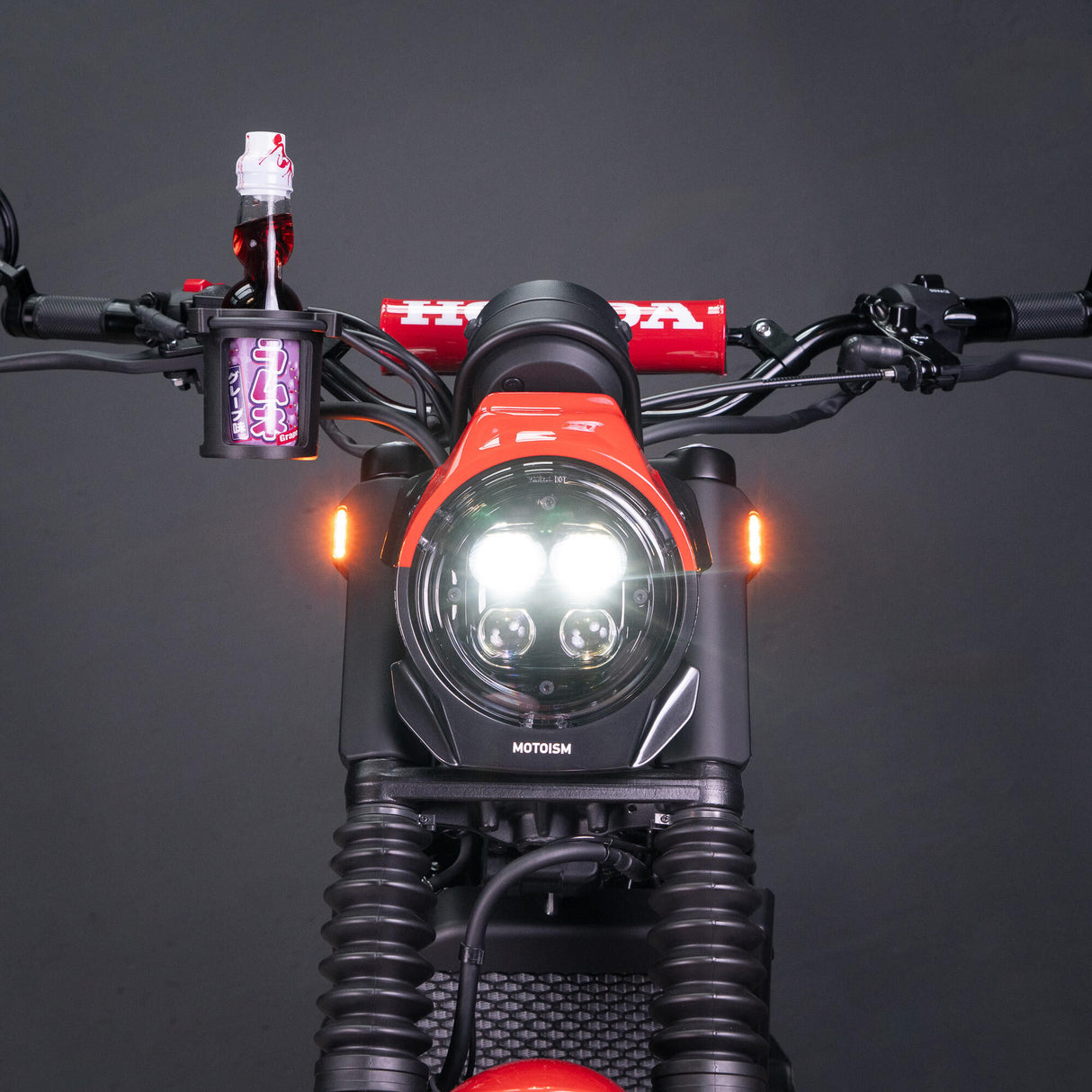 Motoism koplampmasker the nightcrawler . headlight mask mi honda cl500