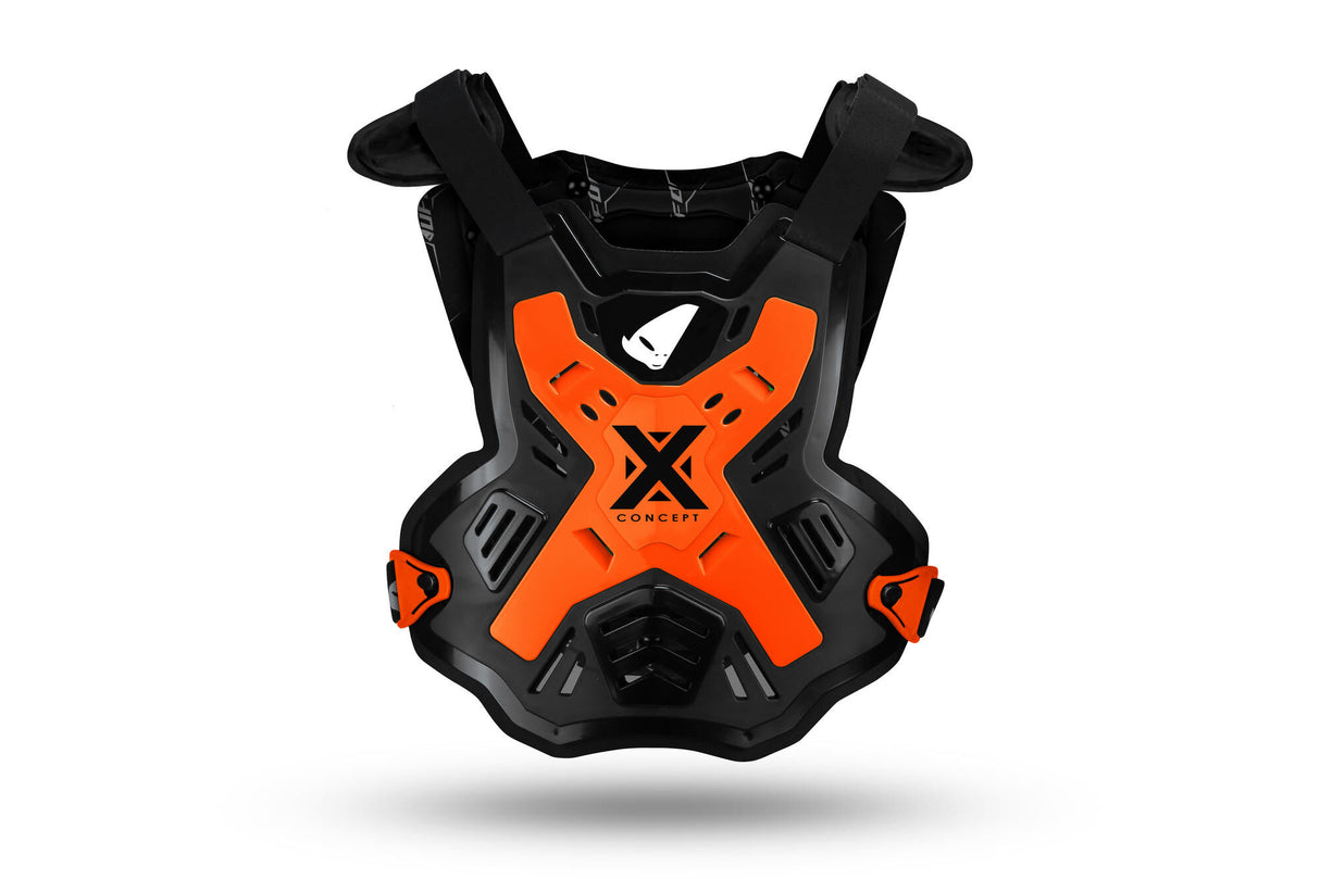 Ufo plast borstprotectie x-concept . breast protector ufo x-concept black orange