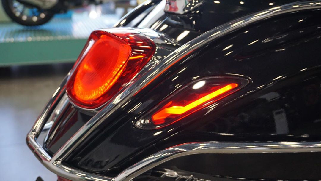 Level10 raw-set achter led smoke | vespa sprint primavera