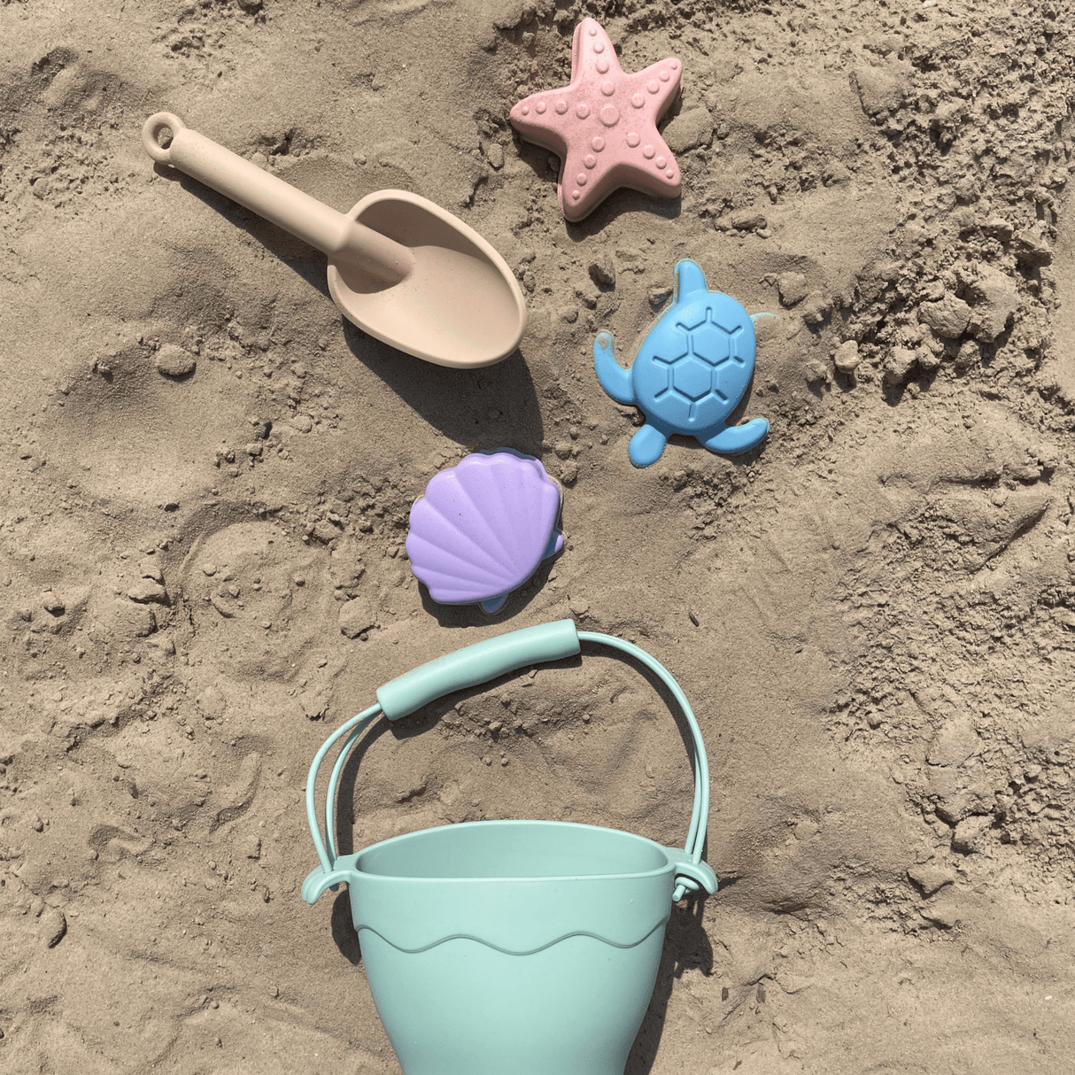 Zuivere tonen | pastel strandspeelset zeedieren