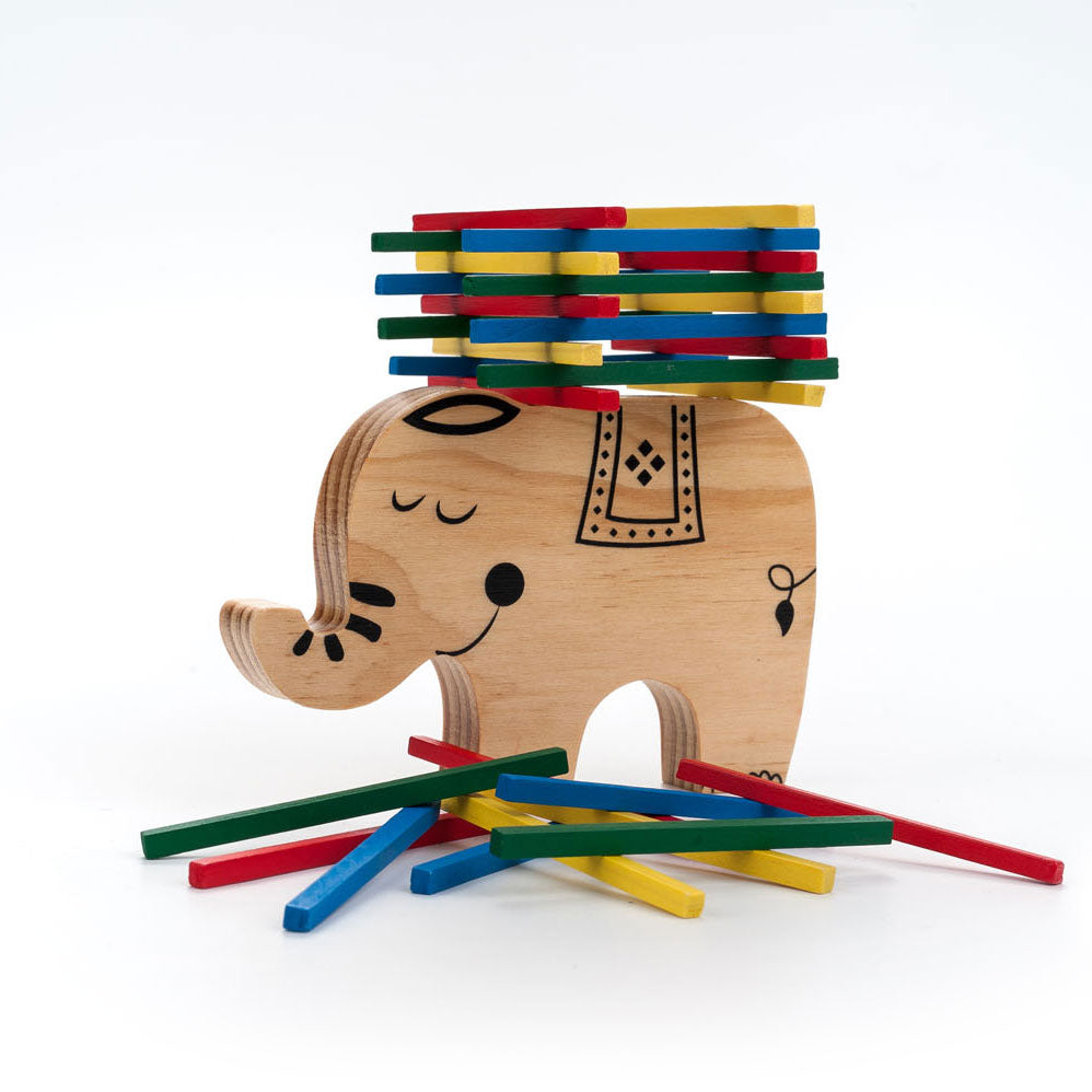 Houten balans spel olifant