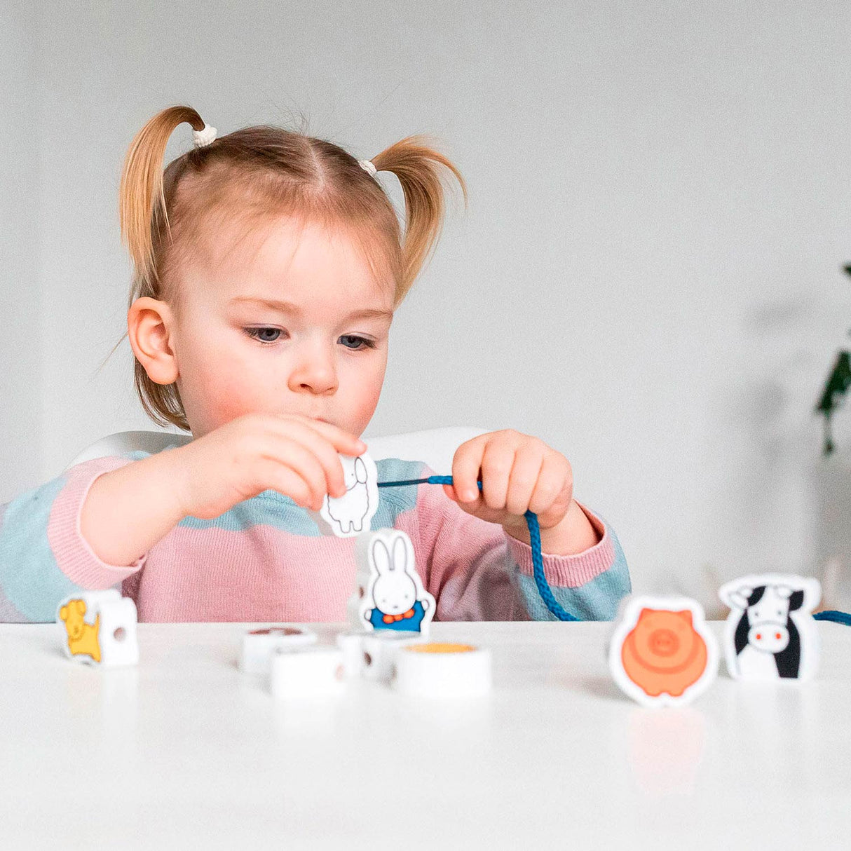 Bambolino toys nijntje rijgkralen boerderij