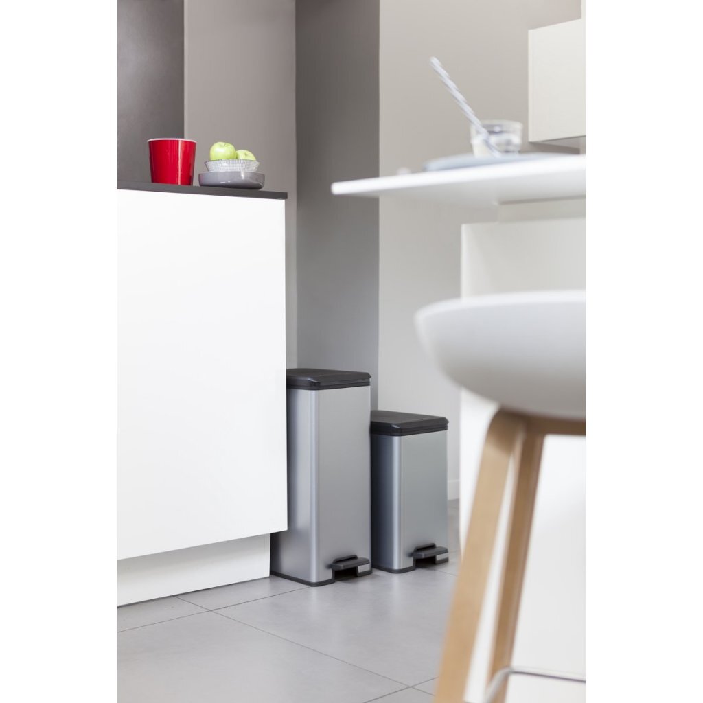 Curver decobin slim pedaalemmer 25l metallic zwart