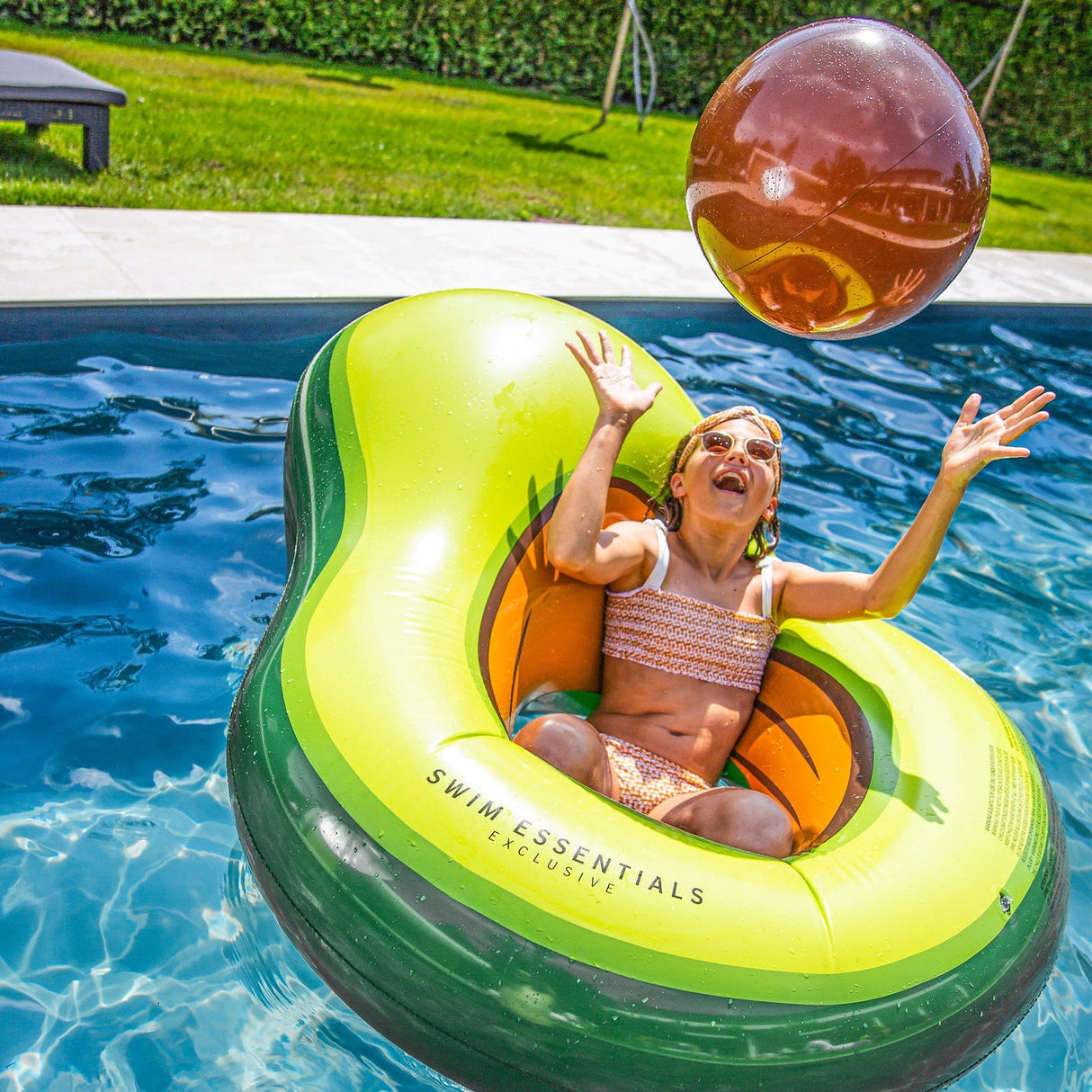 Tropical bliss | opblaas avocado incl. strandbal