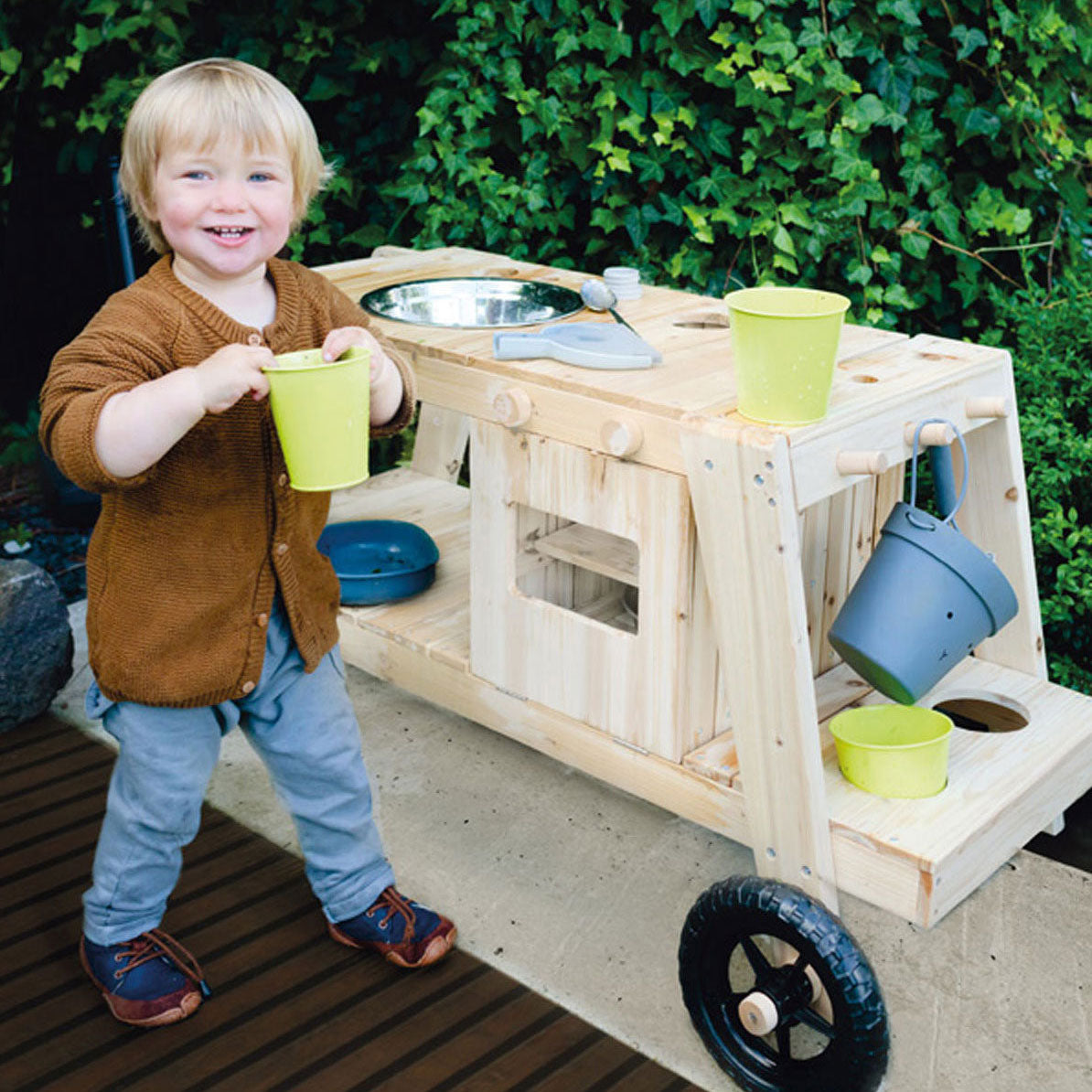 Small foot - modder buitenspeelkeuken