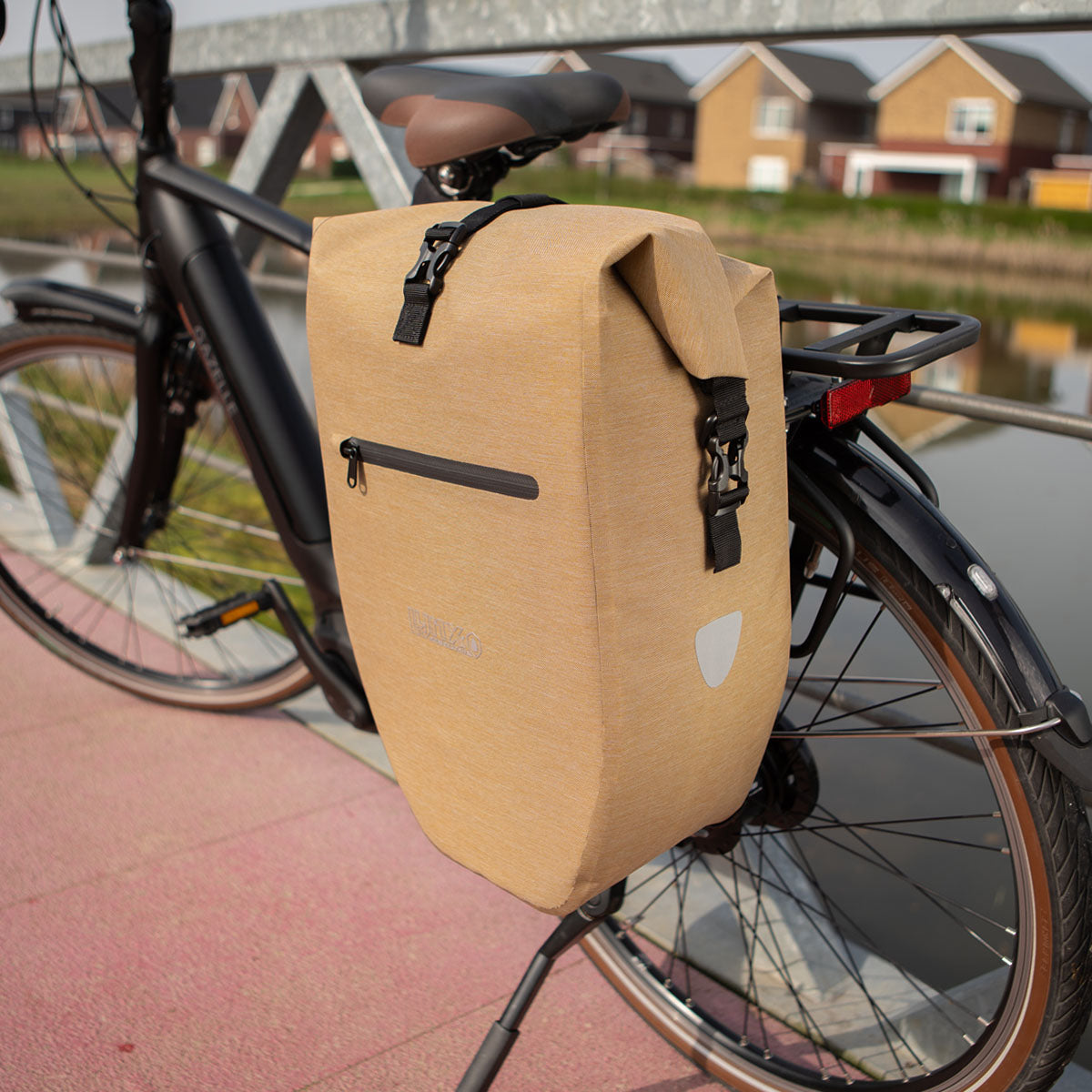 Lynx fietstas enkel tpu 28l bruin waterdicht e-bike hayes