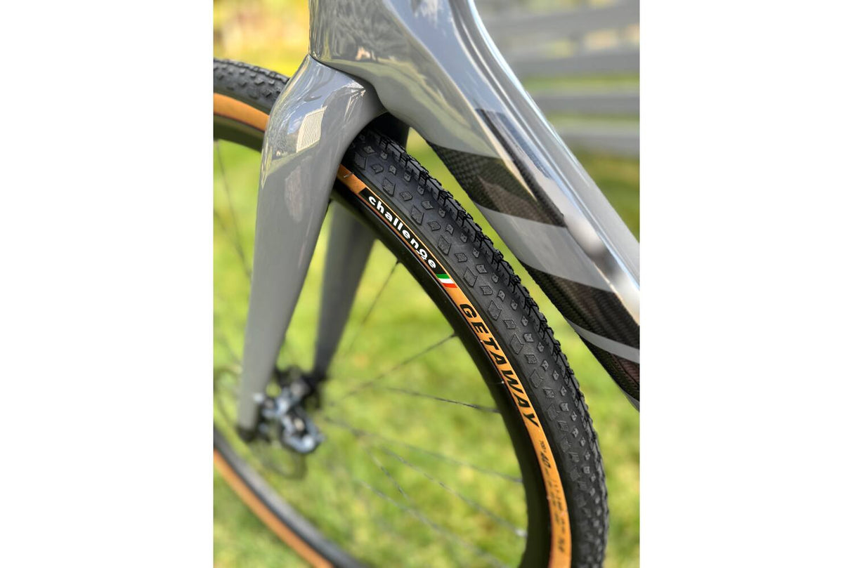 Challenge - getaway race clincher tlr 700x40c zwart bruin