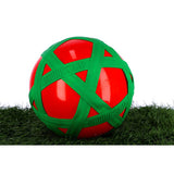 Rode crossbal met groene rubberband