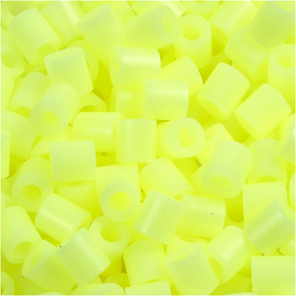 Nabbi strijkkralen, afm 5x5 mm, gatgrootte 2,5 mm, medium, pastel geel (32244), 6000 stuk 1 doos