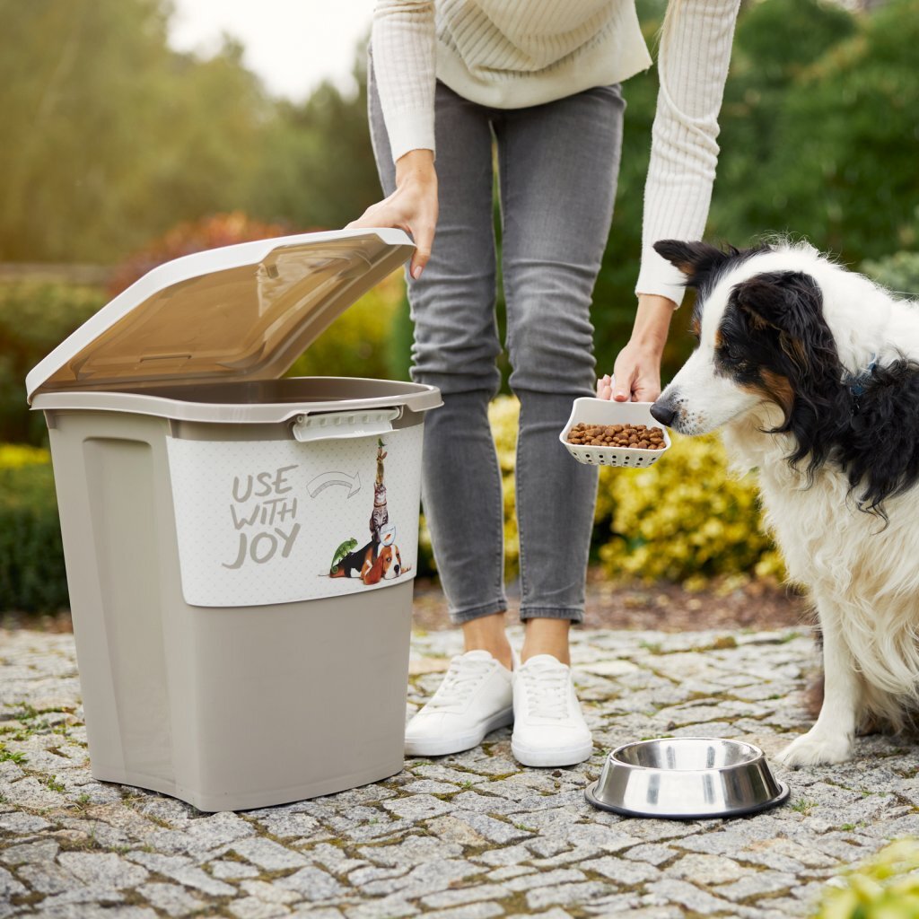 Rotho archie pet food container 38l cappuccino