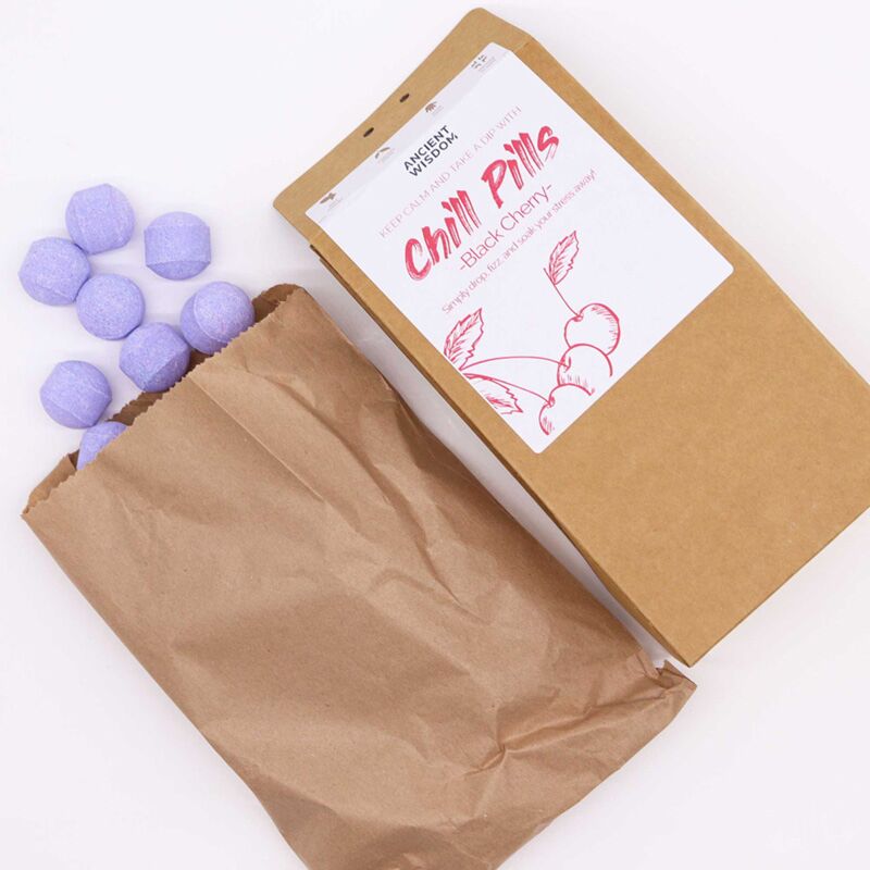 Zwarte kers badbruisballen fizz chill pill gift box