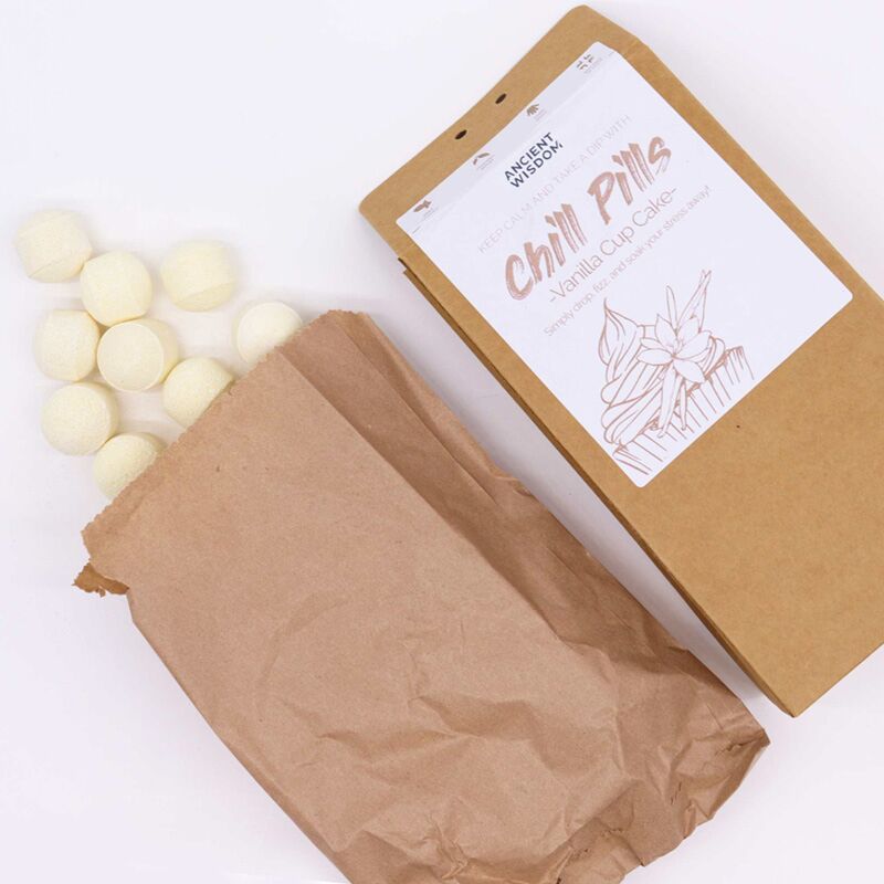 Vanille cupcake badbruisballen fizz chill pill gift box