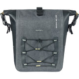 Basil enkele tas navigator storm mik hooks 12-15l zwart