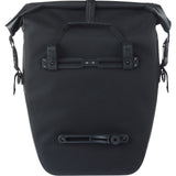 Basil enkele tas navigator waterproof mik hooks 25-31l zwart