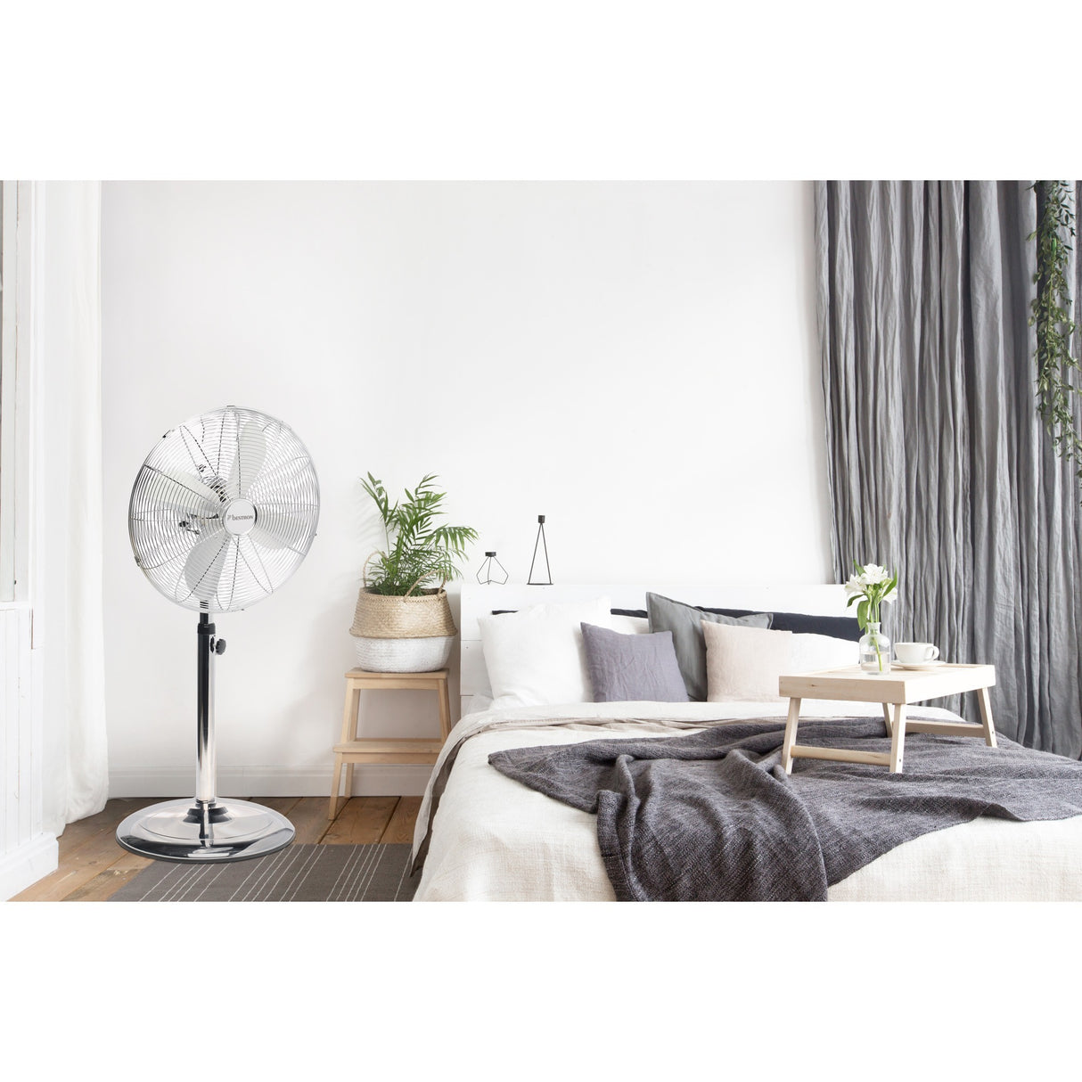 Bestron DFS45S Retro statiefventilator