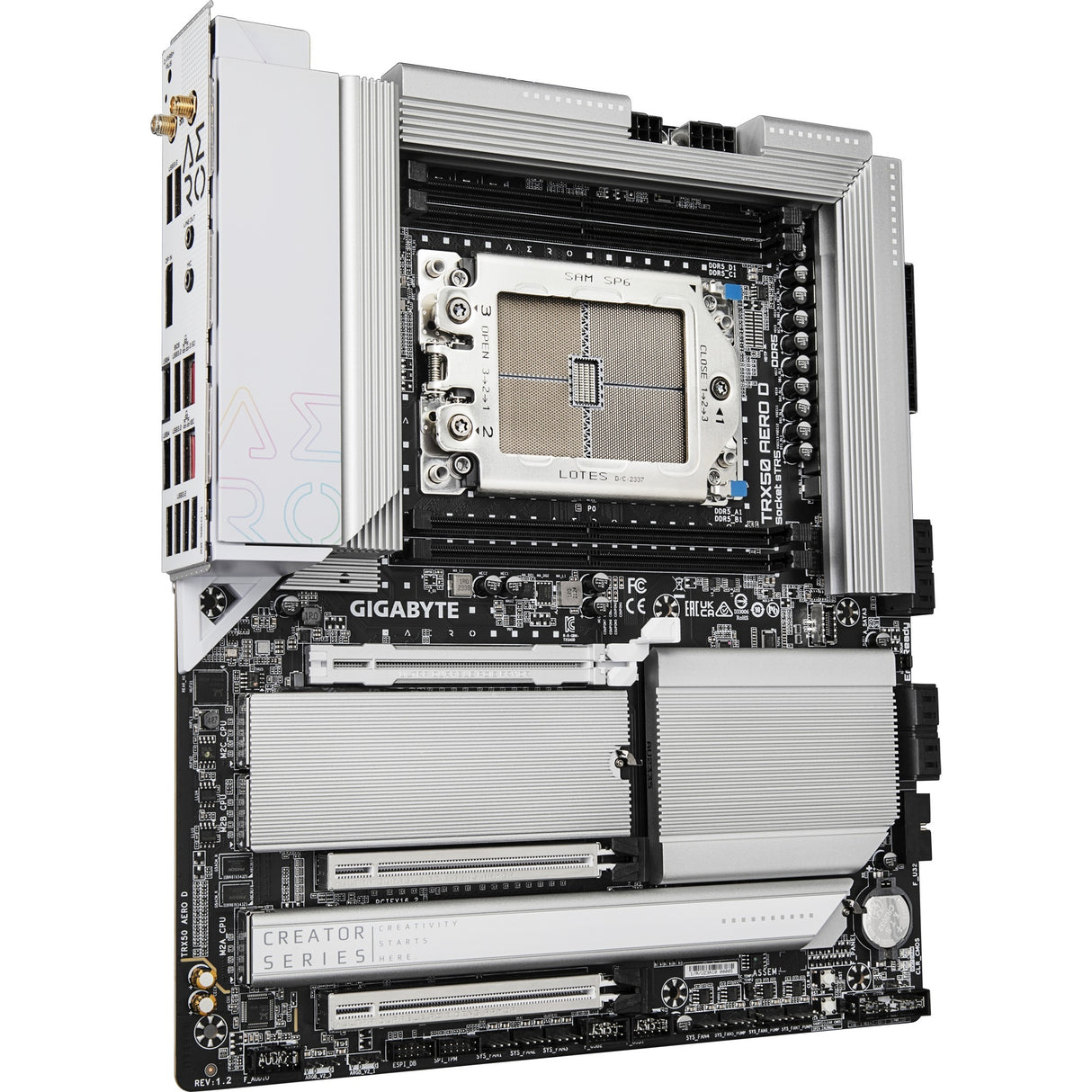 GIGABYTE TRX50 AERO D