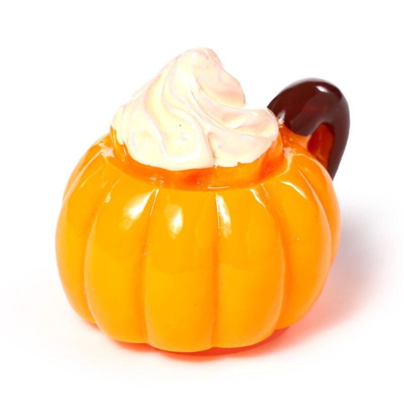 Pumpkin spiced latte lipbalsem flip open
