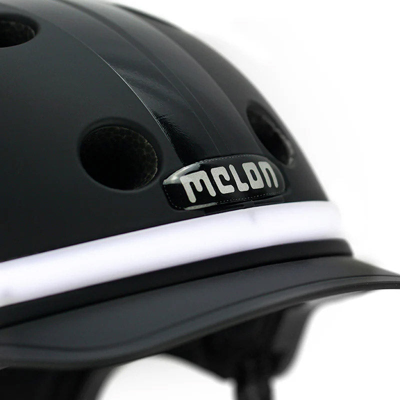 Melon helm met verlichting e-series black ice m-l
