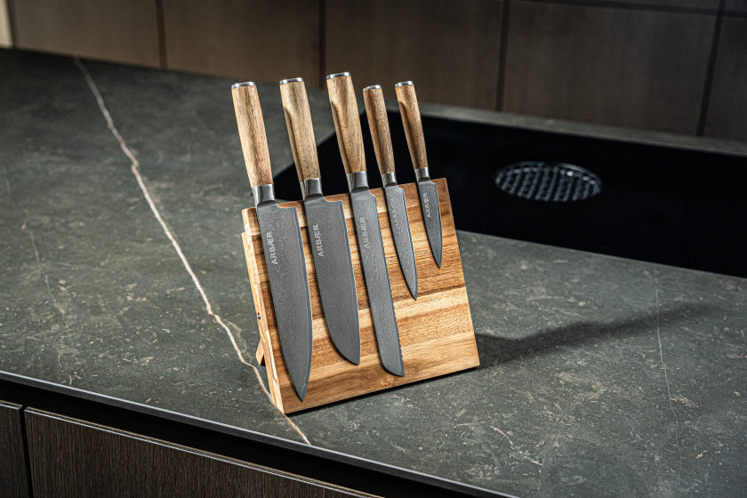 Arbaer messenset met magnetisch blok 6-delig damascus staal olijfhouten handvatten