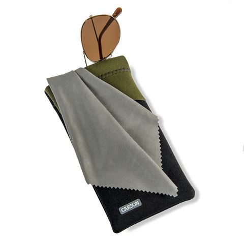 Carson neoprene brillenhoesje met microvezeldoekje - zwart olijf