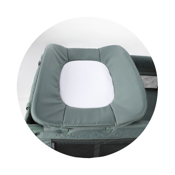 Chipolino bella opvouwbaar campingbedje met aankleedkussen pastel groen