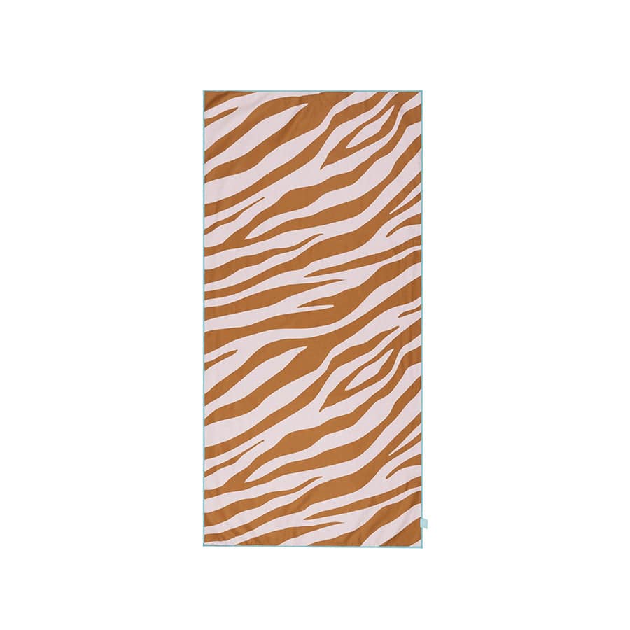 Vibrant stripes | oranje wit microvezel handdoek 135 x 65 cm