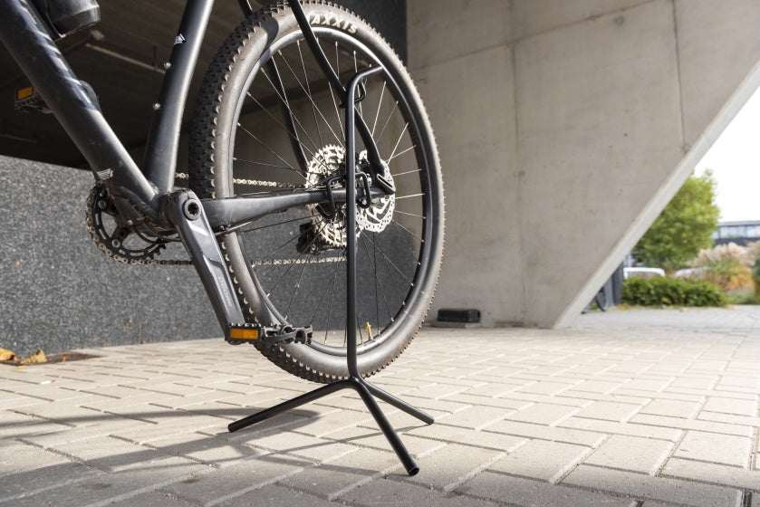 Steco etalage showstandaard display 3-poot mat zwart
