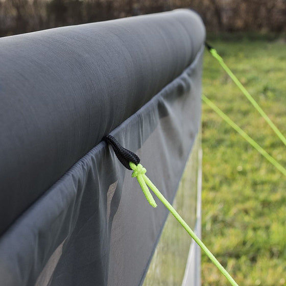 Proplus Windscherm opblaasbaar 480 x 140 cm lichtgrijs zwart